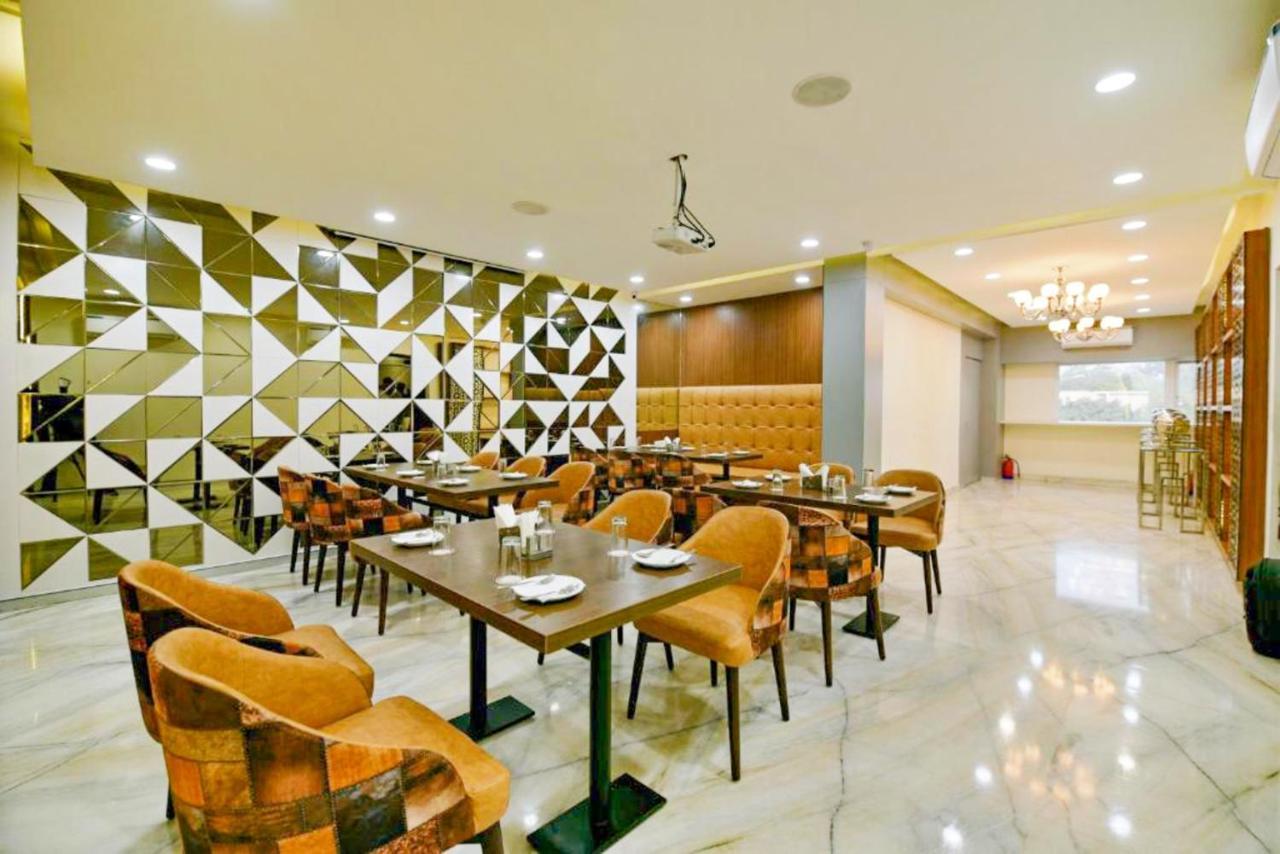 The Beaufort Inn Nueva Delhi Exterior foto