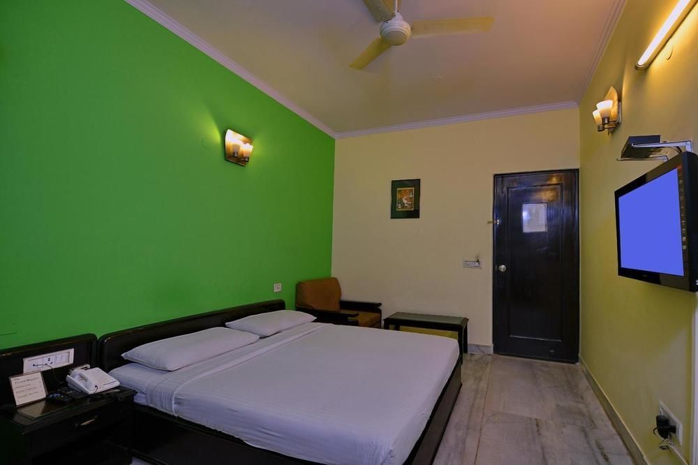 The Beaufort Inn Nueva Delhi Exterior foto